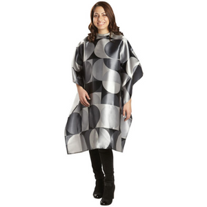 
            
                Load image into Gallery viewer, BaByliss Pro Deluxe XL Cutting Cape with Snaps
            
        